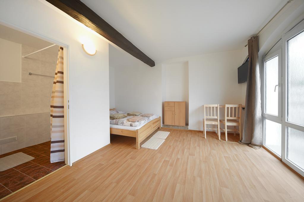 Hôtel Usedlost Kotlarka à Prague Extérieur photo
