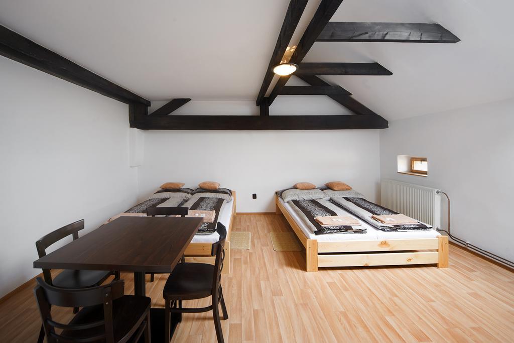 Hôtel Usedlost Kotlarka à Prague Chambre photo